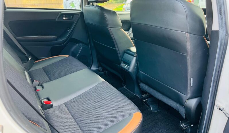 
								Subaru Forester XBREAK full									