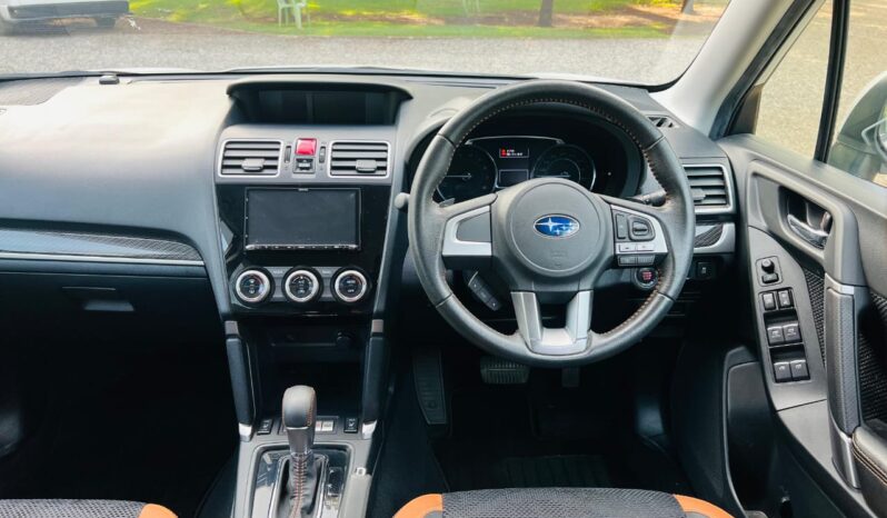 
								Subaru Forester XBREAK full									