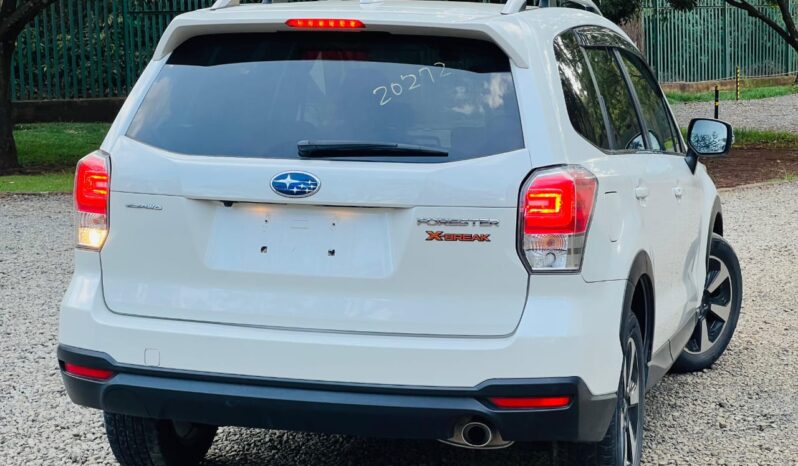 
								Subaru Forester XBREAK full									