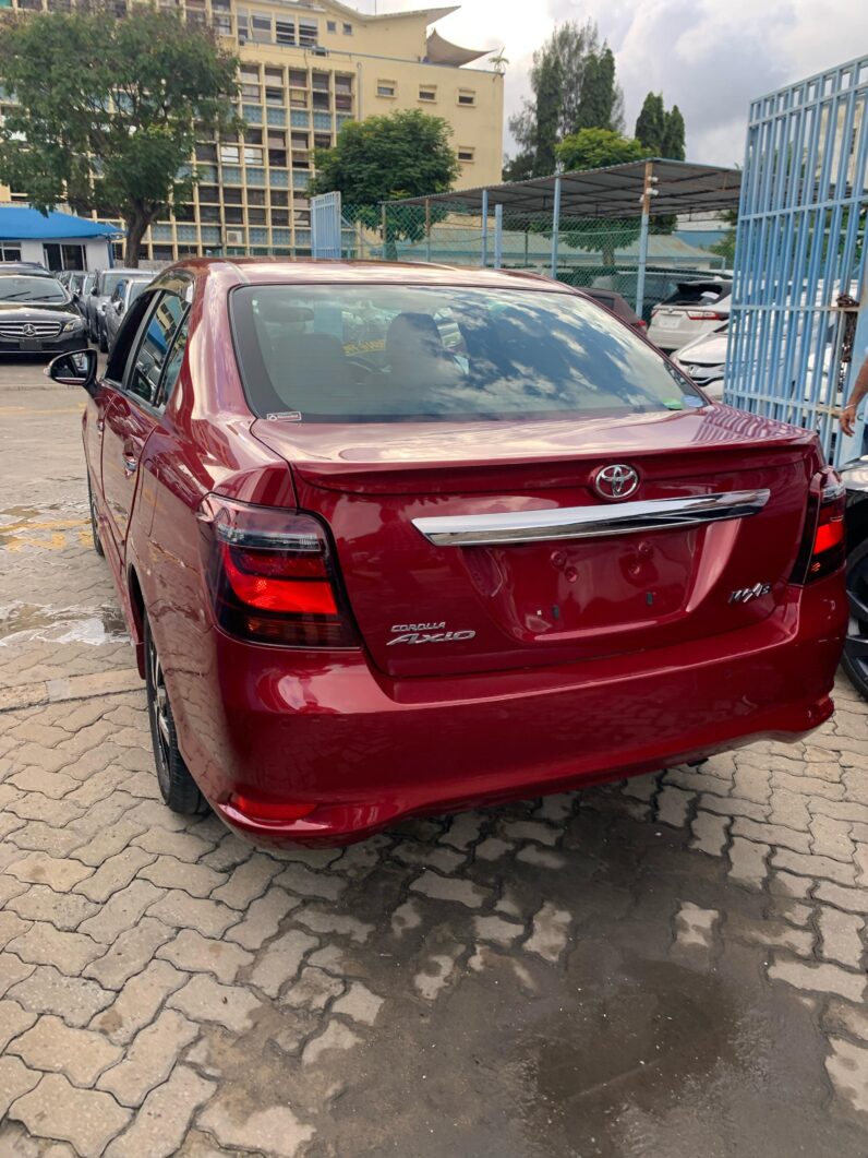 
								Toyota Axio WxB full									