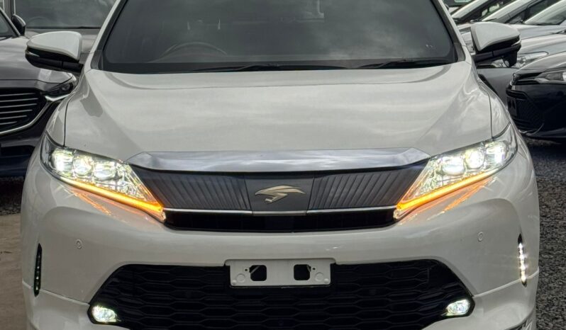 
								Toyota Harrier full									