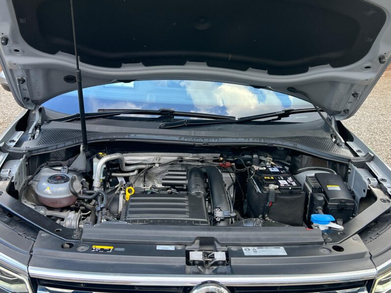 
								Volkswagen Tiguan full									