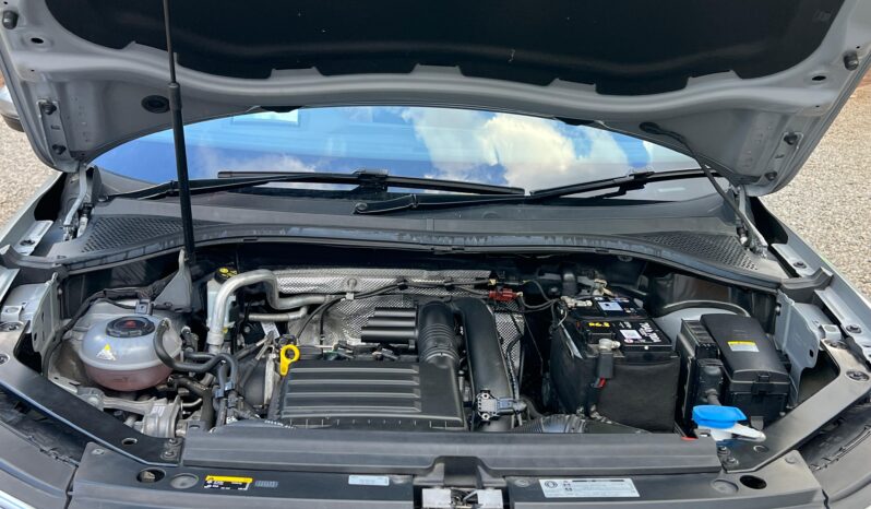 
								Volkswagen Tiguan full									