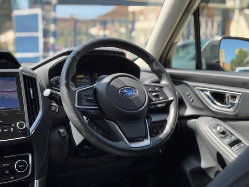 
								Subaru Forester full									