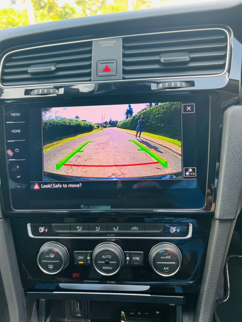 
								Volkswagen Tsi Golf full									