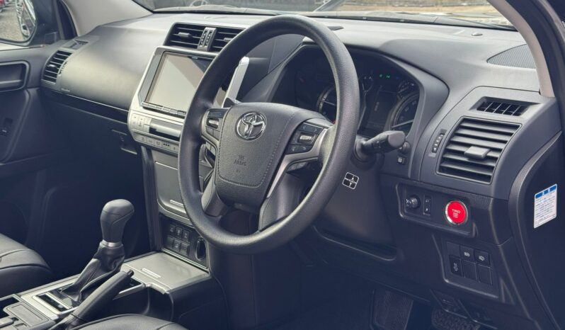 
								Volkswagen Tiguan full									