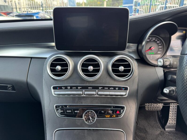 
								Mercedes Benz C200 full									
