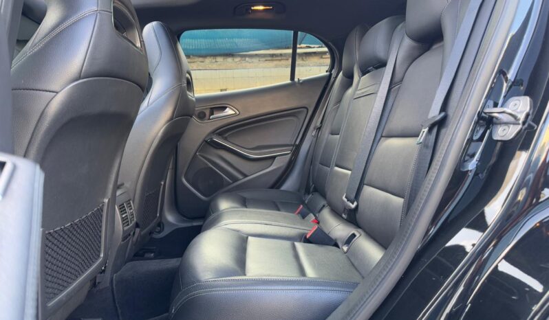 
								Mercedes Benz GLA 220 full									