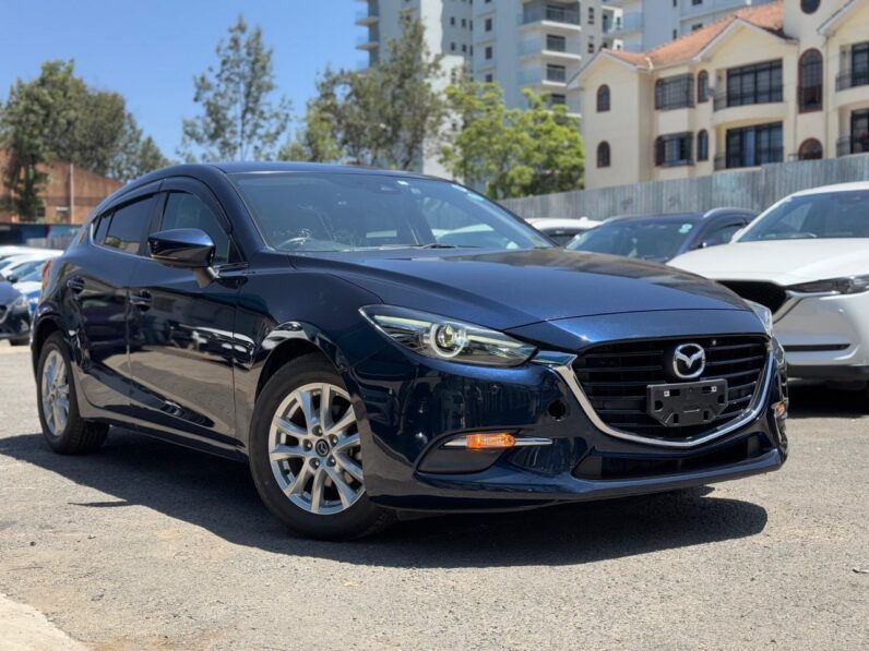 
								Mazda Axela full									