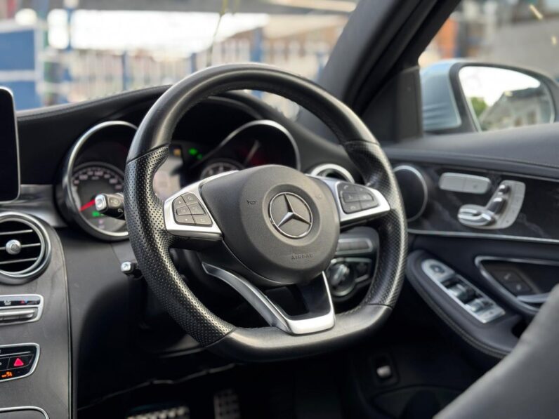 
								Mercedes Benz C200 full									