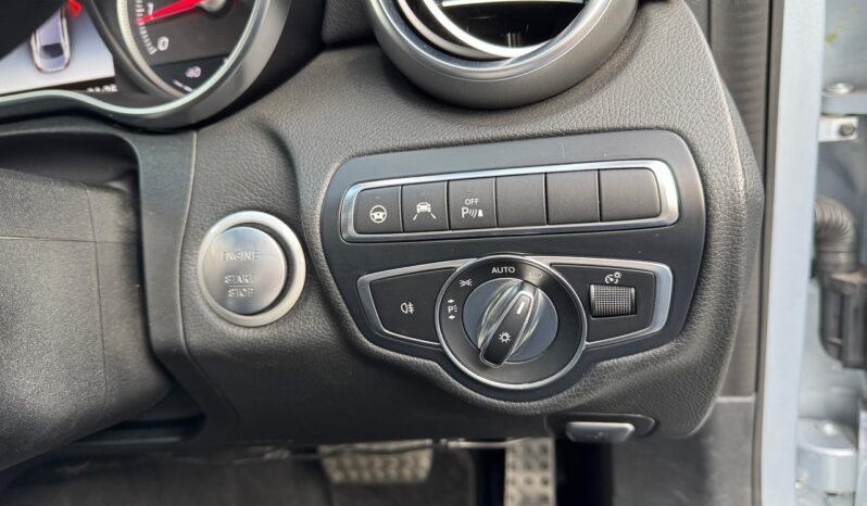 
								Mercedes Benz C200 full									