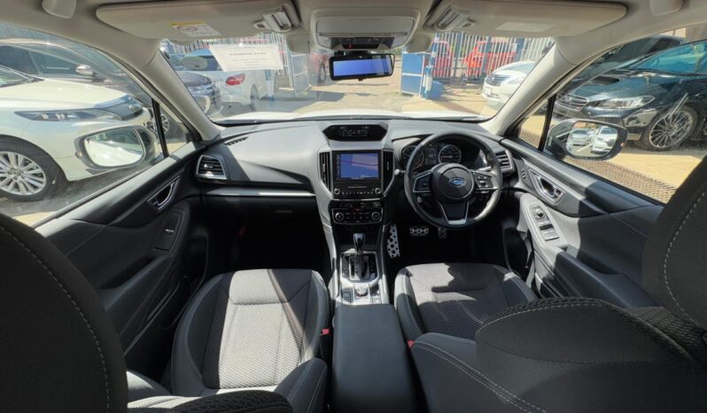 
								Subaru Forester full									