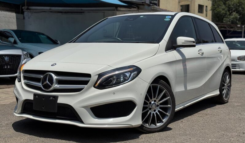 
								Mercedes Benz B180 full									