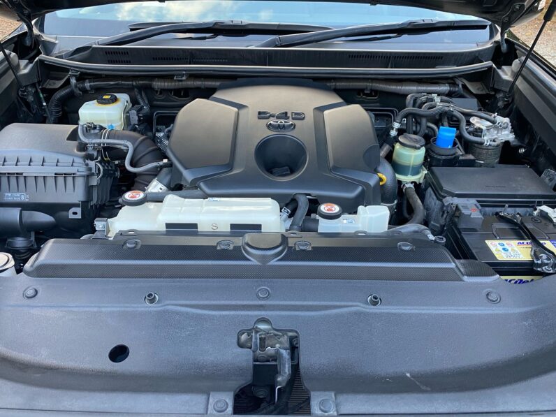 
								Toyota Prado TX full									