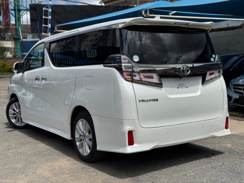 
								Toyota Vellfire full									