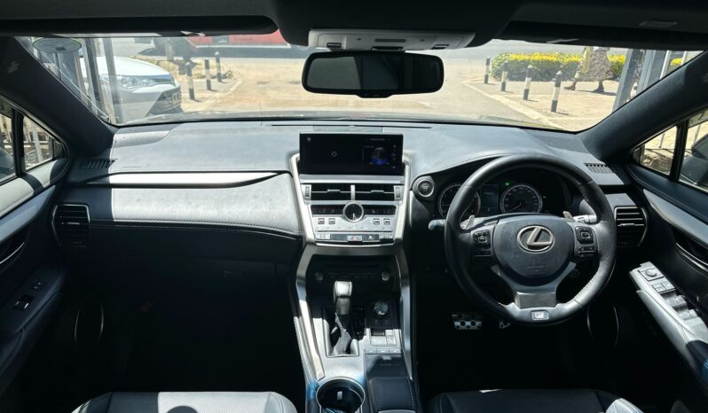 
								Lexus NX300~F-SPORTS full									