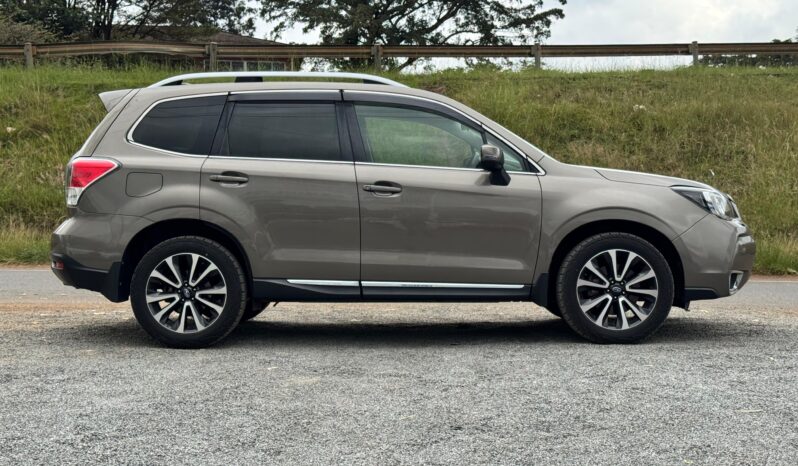 
								Subaru Forester XT full									