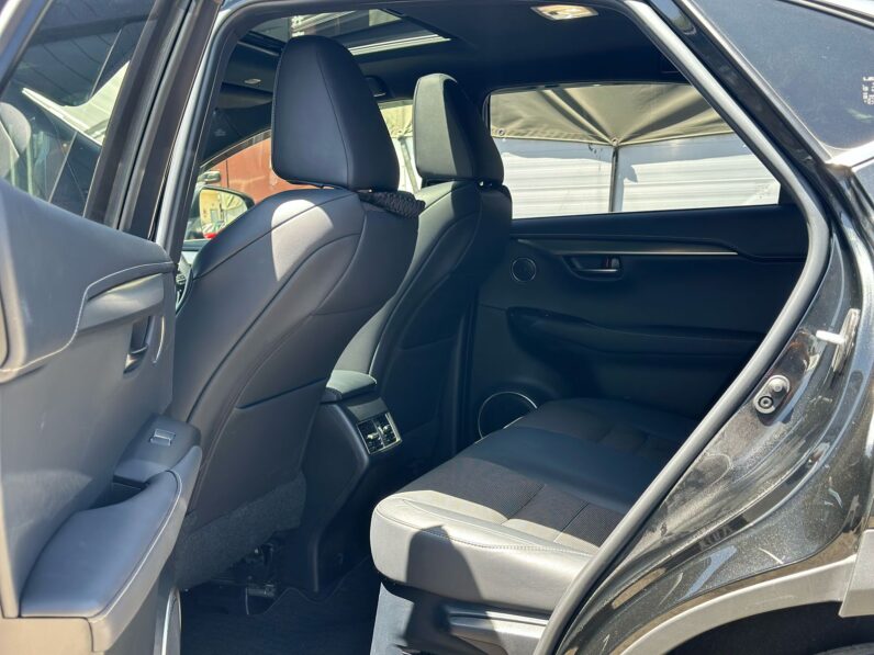 
								Lexus NX300~F-SPORTS full									