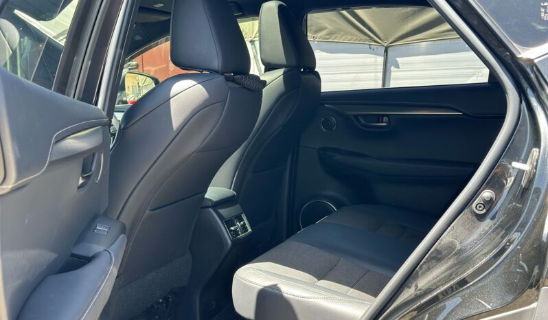 
								Lexus NX300~F-SPORTS full									