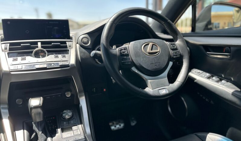 
								Lexus NX300~F-SPORTS full									