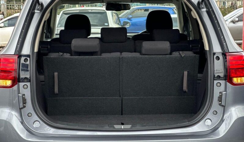 
								Mitsubishi Outlander full									