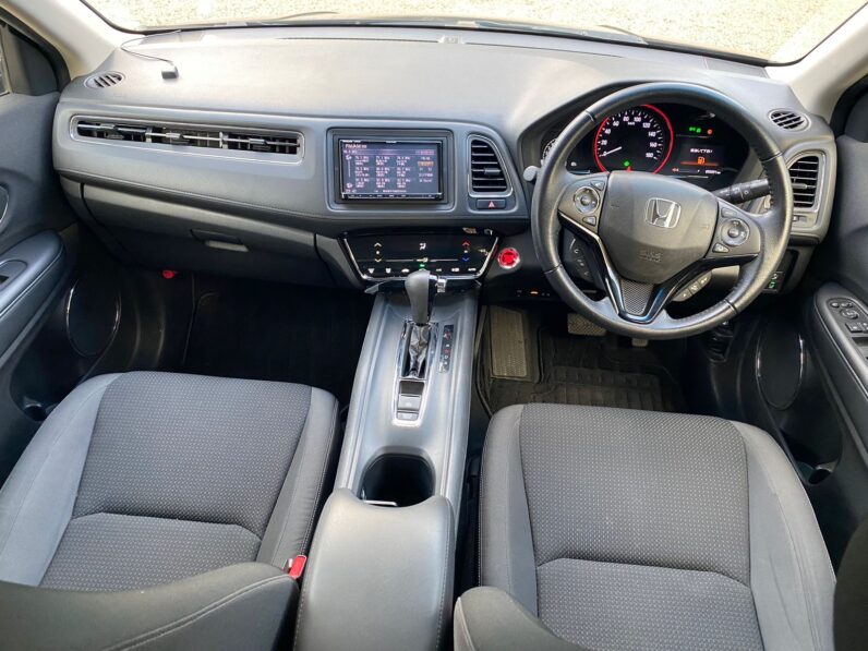 
								Honda Vezel full									