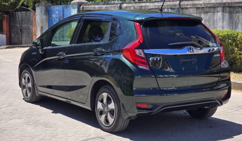 
								Honda Fit full									
