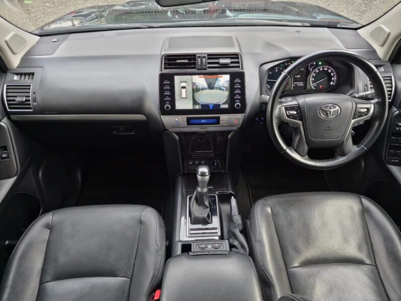 
								Land cruiser Prado full									