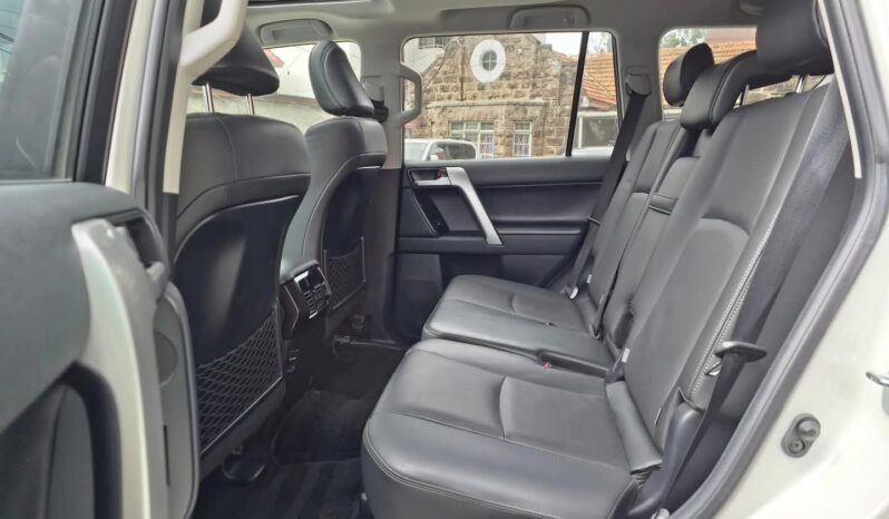 
								Land Cruiser Prado TXL full									