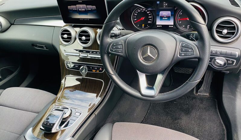 
								Mercedes C200 full									