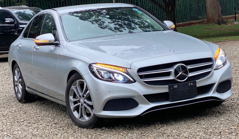 
								Mercedes C200 full									