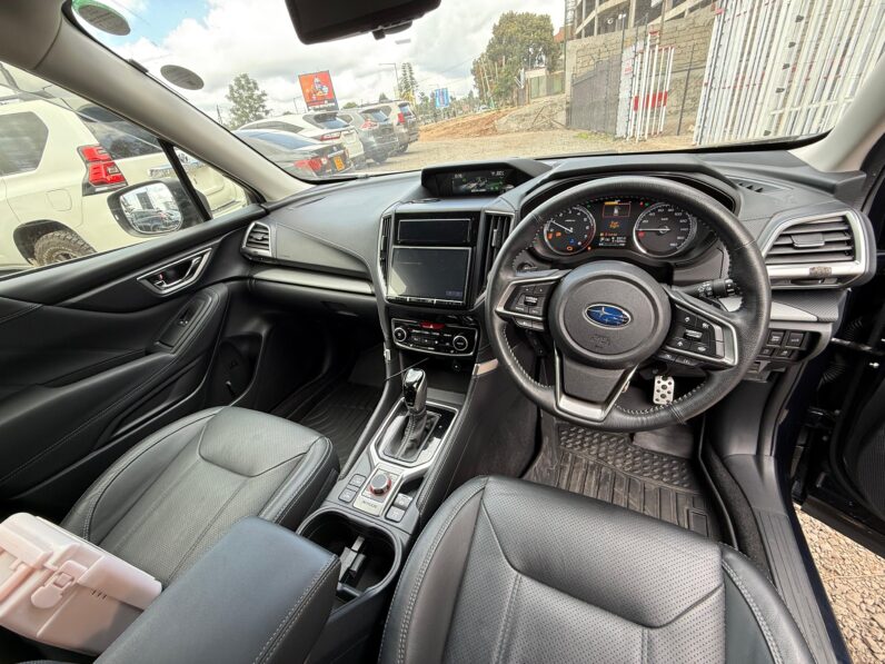 
								Subaru Forester full									