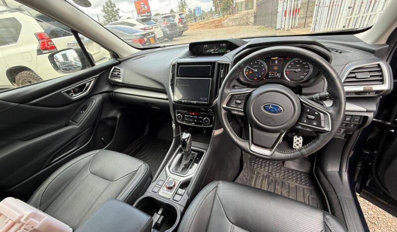 
								Subaru Forester full									