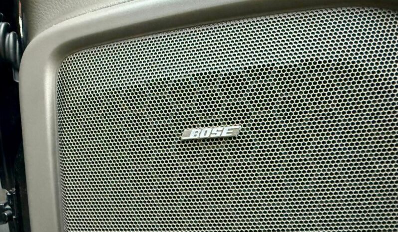 
								Porsche Cayenne full									