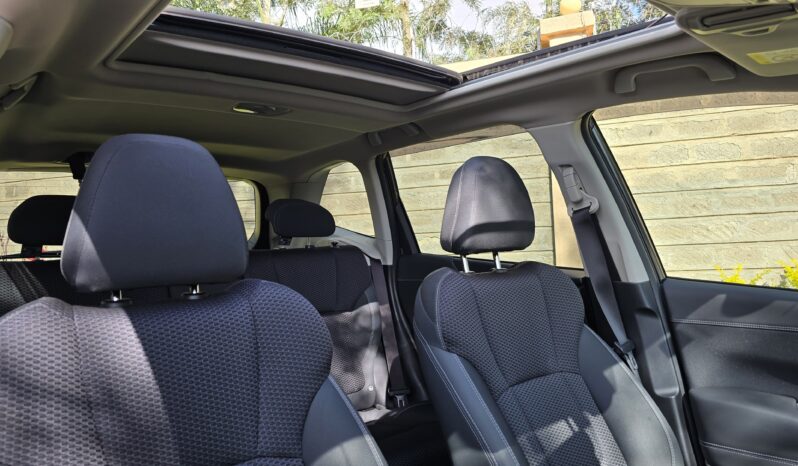 
								Subaru Forester full									