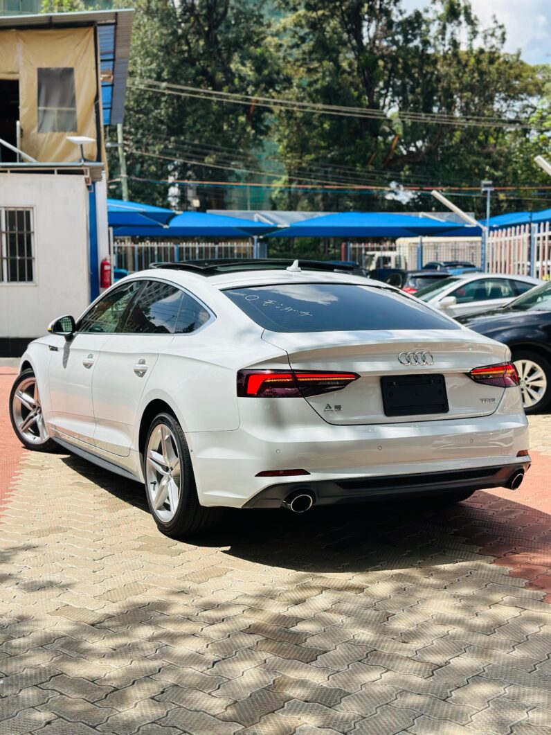 
								Audi A5 full									