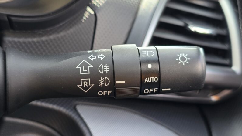 
								Subaru Forester full									