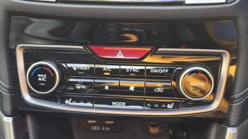 
								Subaru Forester full									