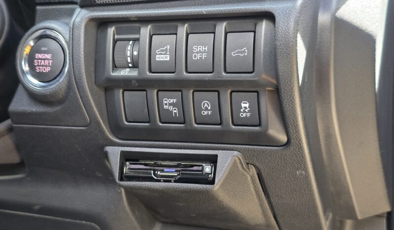 
								Subaru Forester full									