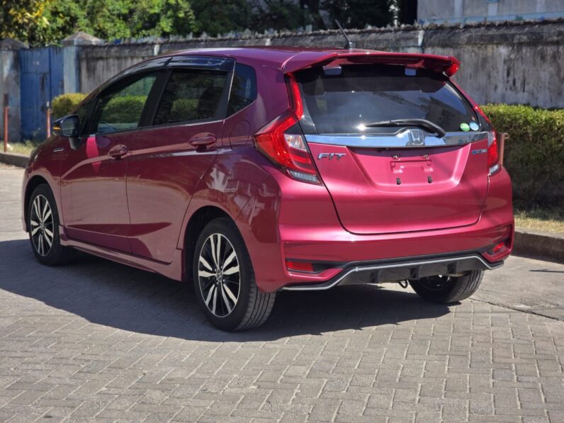 
								Honda fit full									