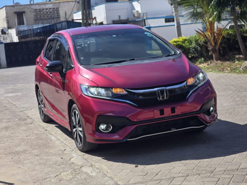 
								Honda fit full									