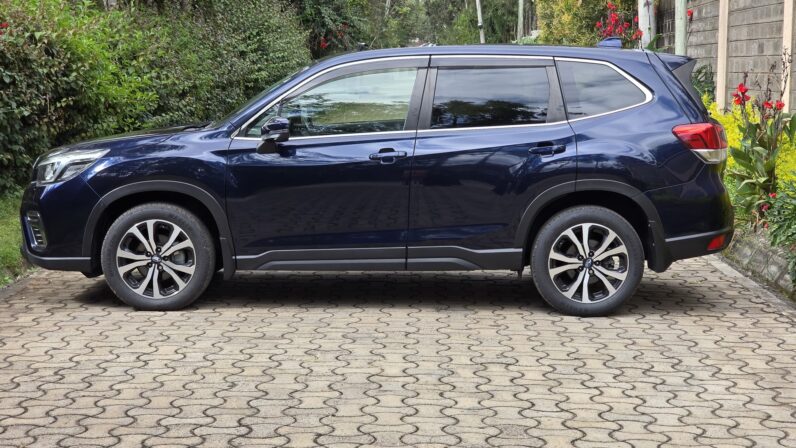 
								Subaru Forester full									