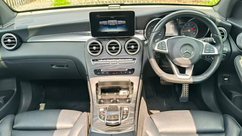 
								Mercedes Benz GLC250 coupe full									