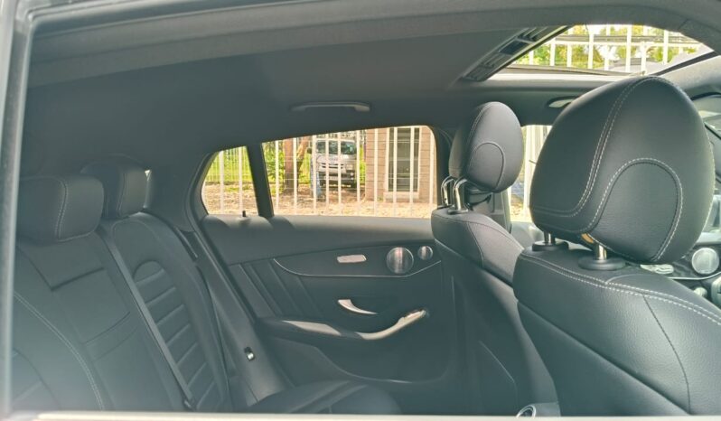 
								Mercedes Benz GLC250 coupe full									