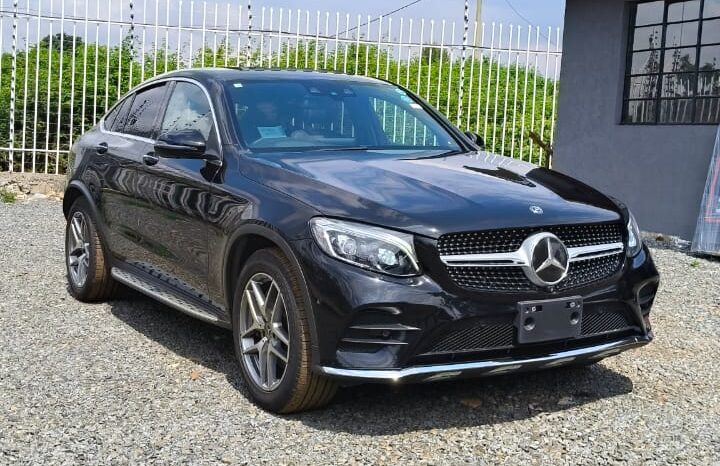 
								Mercedes Benz GLC250 coupe full									
