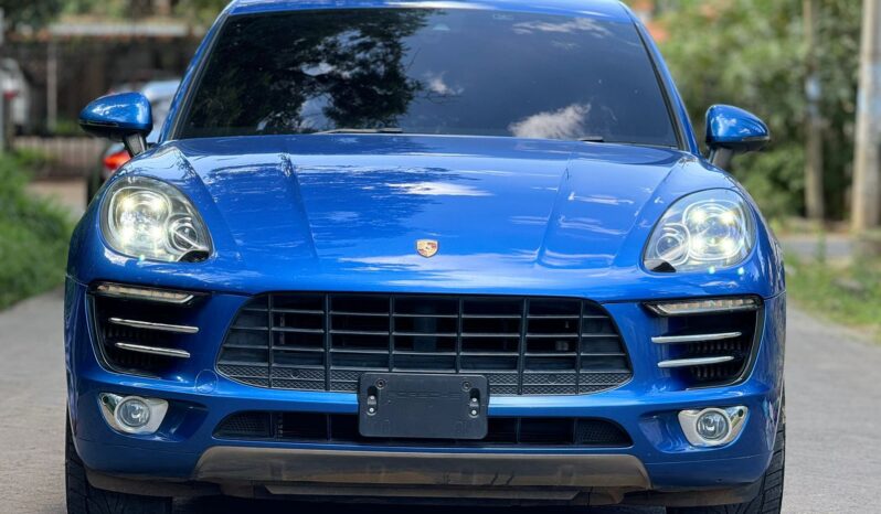 
								Porche Macan S full									
