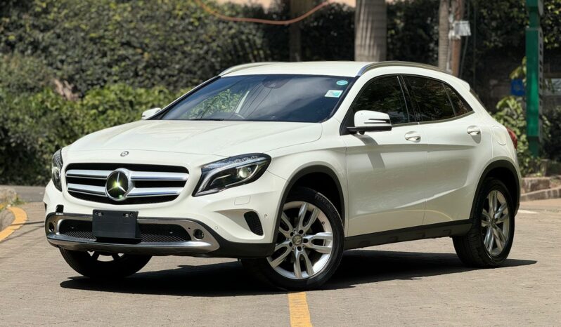 
								Mercedes Benz GLA 250 full									