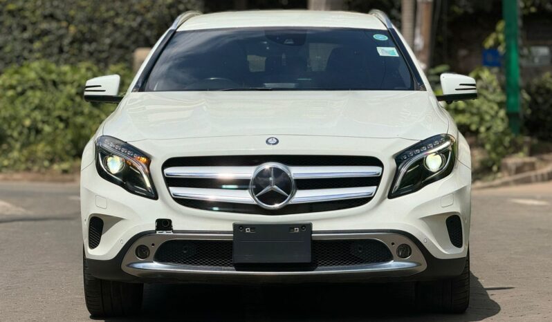 
								Mercedes Benz GLA 250 full									