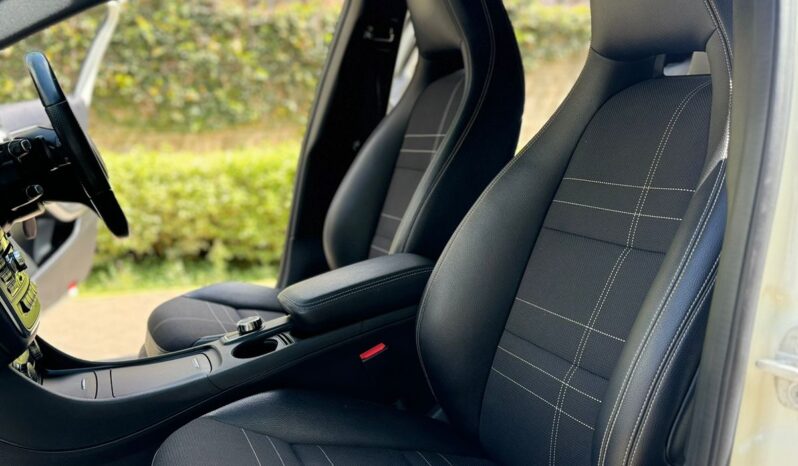 
								Mercedes Benz GLA 250 full									