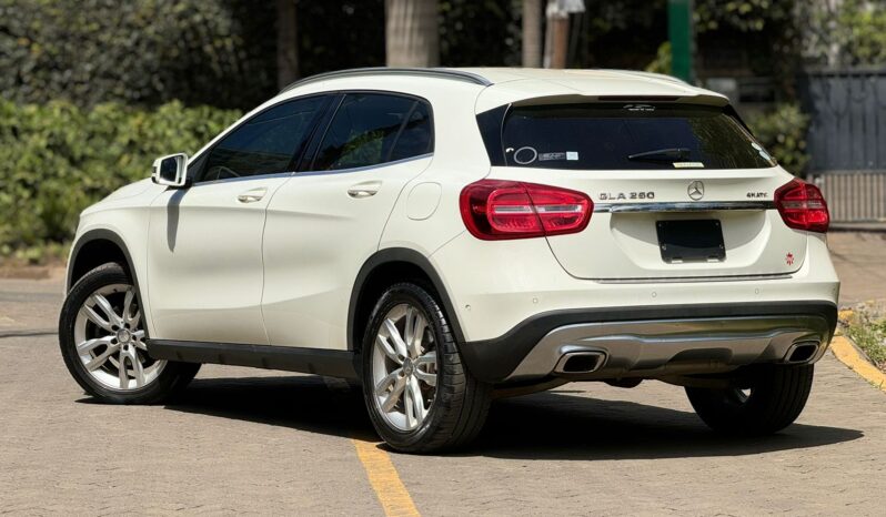 
								Mercedes Benz GLA 250 full									